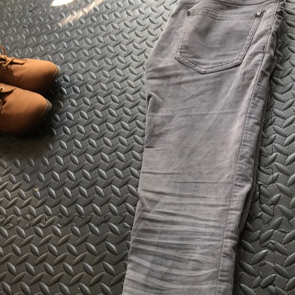 Free People Grey Corduroy Jean pants Size 26 - Picture 10 of 10